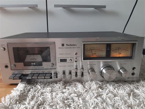 This Cassette Deck I Got Was Made In 1977 Never Has Been Repaired But Still Wokrs Perfectly R