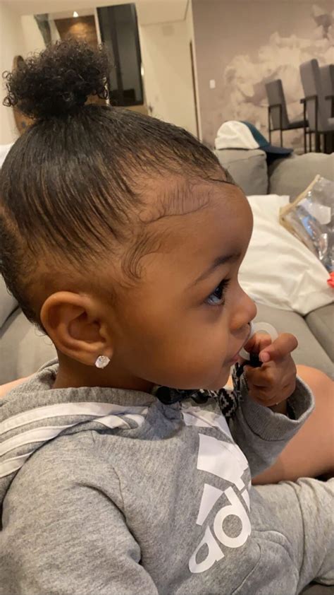 cardi  shares  adorable picture  cowgirl kulture verge campus
