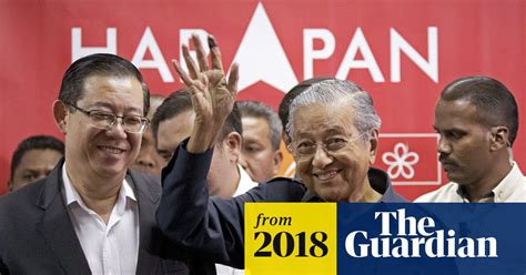 Malaysia Mahathir Says Najib Must Face Consequences In Corruption