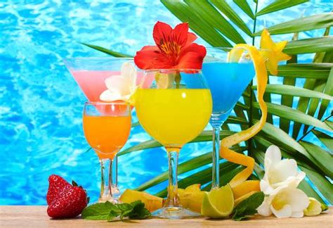 5 Adult Pool Party Ideas To Spice Up Your Summer