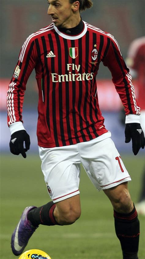 Zlatan Ibrahimovic Ac Milan Classicfootballshi Iphone 8