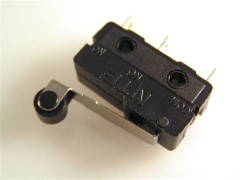 Nte E112765 Micro Switch Lever Roller Action Spco 5a 125250v Om0627