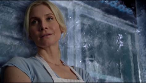 Once Upon A Time Season 4 Episode 2 Recap Ice So Lated Once Upon A Time The Queen Is Dead