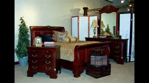 Choose solid hardwood pieces for your bedroom when you shop pottery barn now. Mahogany Bedroom Furniture | Antique Solid Mahogany ...