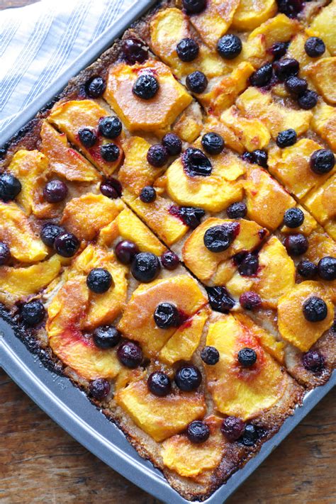 There are referral links on this page, and i may receive a small commission, at no cost you should not miss these delicious desserts just because you eat a little carbohydrate. Keto Peach & Blueberry Slab Pie - Low Carb | Recipe (With images) | Slab pie, Recipes, Low carb ...