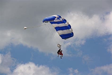 100 Free Parachute Jump And Parachute Images Pixabay