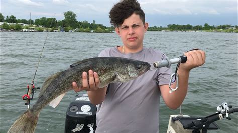 Walleye Fishing Indiana Youtube