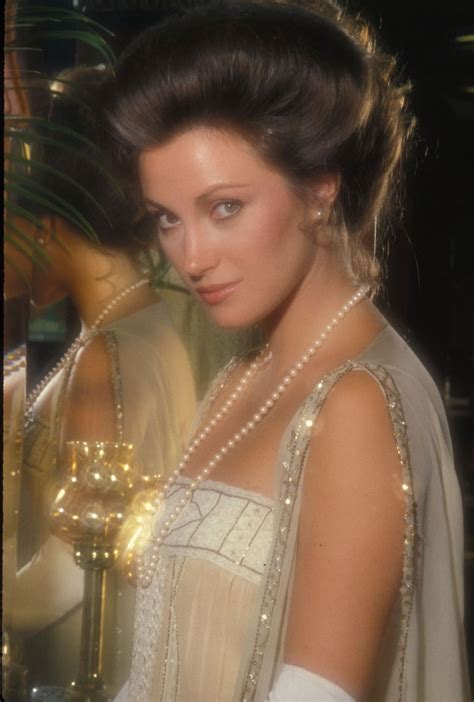 Picture Of Jane Seymour Jane Seymour Lady Jane Seymour Somewhere In