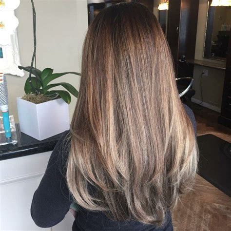 Find expert advice, inspiration, quick fixes and other helpful hints. Balayage blond ou caramel pour vos cheveux châtains | Cheveux long couleur, Mèches blondes ...