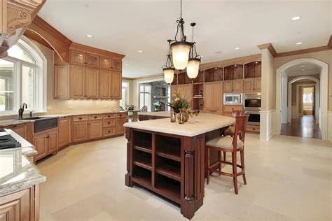 This kitchen cabinet design matches well with more light and bright kitchens, as the illusion of open space enhances the openness of larger, brighter i predict that open frame kitchen cabinets will go back to centrally displaying cabinets in due time. 43 "New and Spacious" Light Wood Custom Kitchen Designs