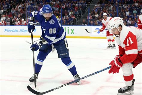 How To Watch Toronto Maple Leafs Vs Tampa Bay Lightning Nhl Playoffs