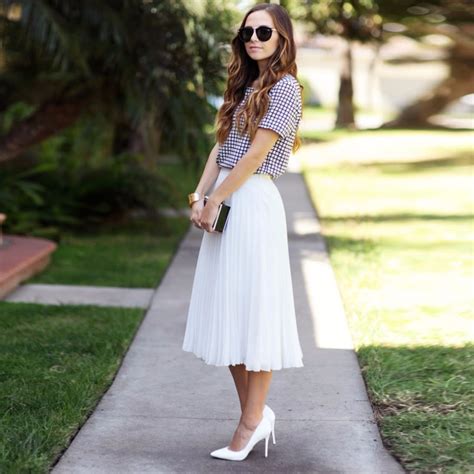 Elegant White Tea Length Pleated Chiffon Skirts For Women Custom Made