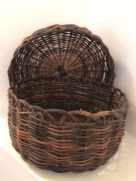 Round Woven Wicker Basket With Lid Woven Basket With Lid By