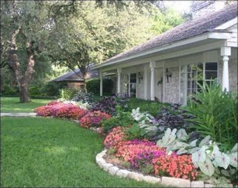 Shrubs For A Ranch Style Home ~ 15 Best Ranch Homes Landscaping Ideas