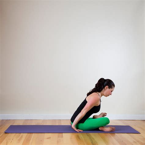 Instantly Open Tight Hips With These 8 Stretches Musely