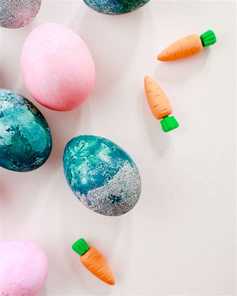 Diy Hologram Glitter Dipped Easter Eggs