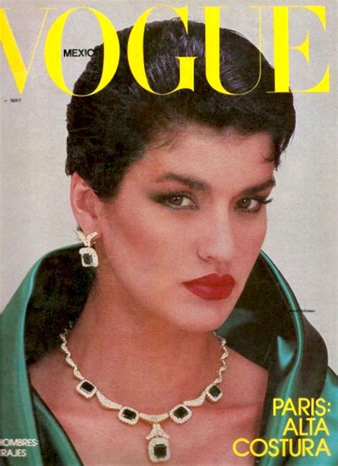 Janice Dickinson Vogue Mexico May 1980 Vogue Covers Art Vogue Magazine Covers 70s Vogue Vogue
