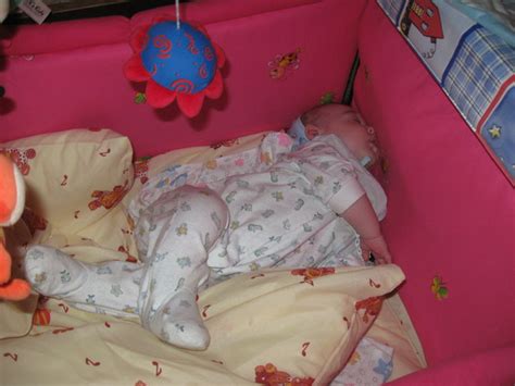Почему не спит новорожденный Т о беспокойном сне грудничка или почему месячный ребенок