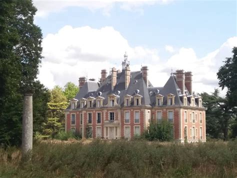 Image result for chateau de moulinsart urbex