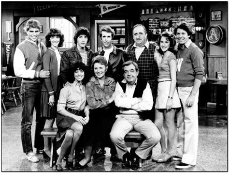 Happy Days Tv Photo 1 Cast Reel Deals Movie Posters Product
