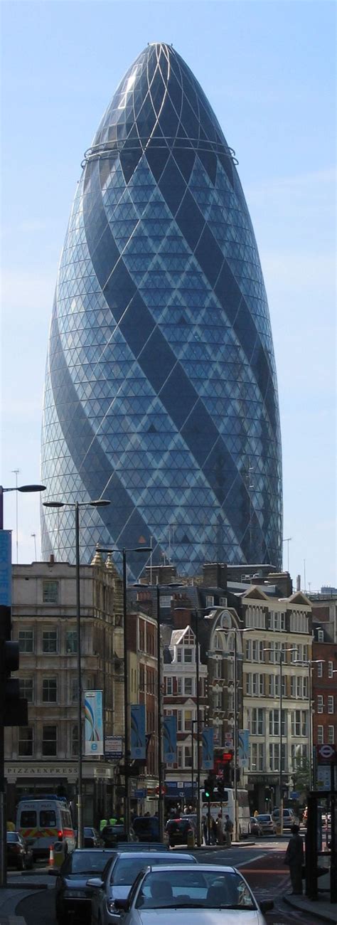 Skanska, swiss re tower, 30 st mary axe the swiss re tower at 30 st mary axe, commonly known as the gherkin, is now one of the most recognisable buildings in the city of london. 30 St Mary Axe - Wikipedie | Londen, Torens, Nederlanders