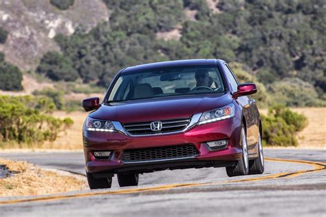 The 2015 Honda Accord Another Model Year Of Greatness With One Drawback