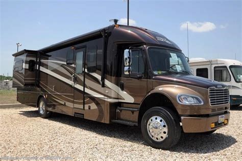 New 2015 Dynamax Corp Dx3 With Images Cummins Super C Motorhomes
