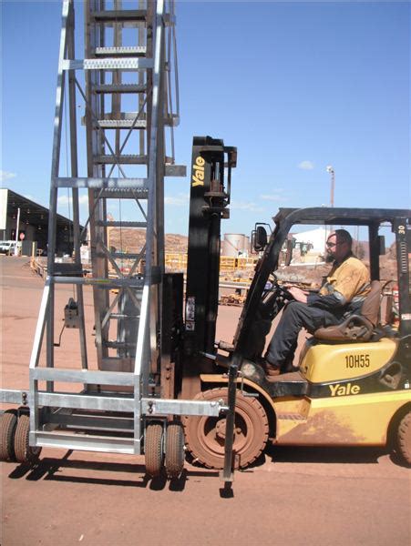 Tc10 Freestanding Mobile Access Ladder Spacepac Industries