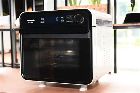 Don't let its compact exterior deceive you; Panasonic Cubie Oven (model NU-SC100W) makes MAGIC to my ...