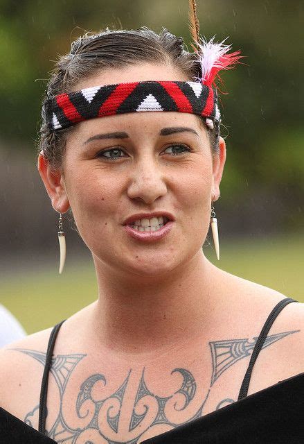 Female Maori Tattoos Designs