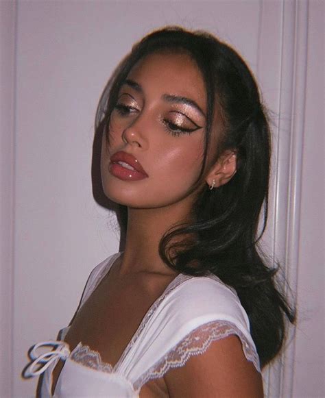 Pin By Nikki Athanasiou On Beauty And Style Cindy Kimberly Beauty