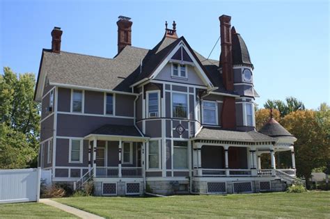 Stunning Queen Anne Style House Fairfield Iowa St Louis Patina