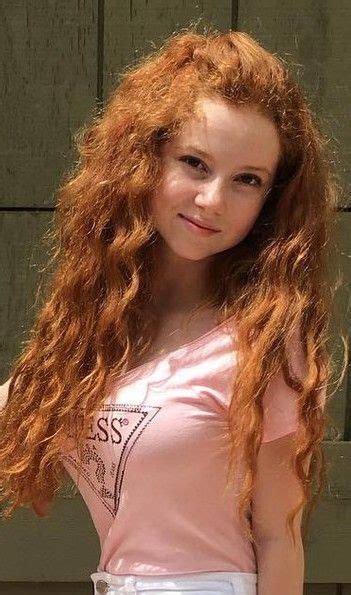 Pin By Guillermo Gamez On Francesca Capaldi Beautiful Red Hair Red