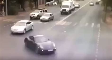 Russian Porsche Cayman Driver Turns Savage After Light Crash Causes A
