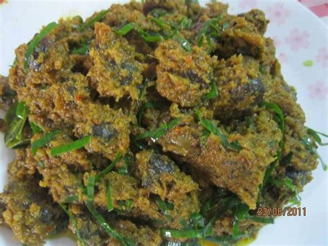 1 kg kerang hijau, cuci bersih 2 cm jahe 1 sdm saus sambal 1 sdm saus tomat 1 sdm saus. Resepi Sambal Goreng Kerang (Confirm Teringat!) | Resepi.My