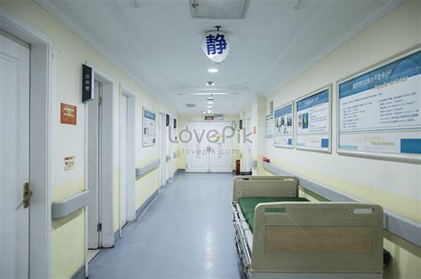 Datanglah ke rumah sakit terdekat, rsud yang disarankan karena umumnya biaya yang diminta akan lebih murah. Gambar Rumah Sakit - kulo Art