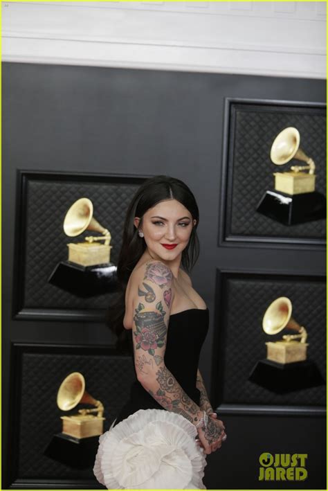 Julia Michaels JP Saxe Celebrate Their Grammy Nom On The Red Carpet Photo Grammys