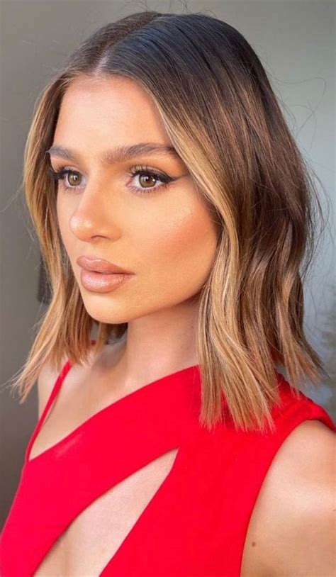 40 Trendy Lob Haircuts And Hairstyles In 2022 Light Caramel Moneypiece