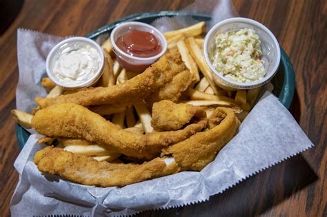 Michigans Best Ultimate Fish Fry Guide 2021