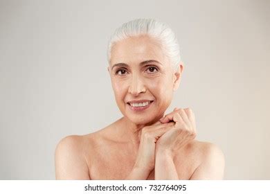 Image Amazing Naked Elderly Woman Posing Stock Photo 732764095
