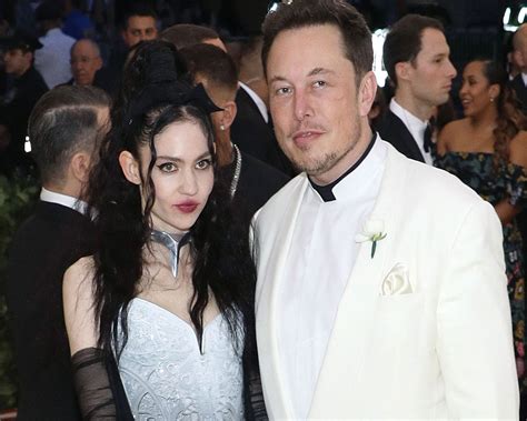 They began dating in 2000 and married in. Elon Musk Children : Elon Musk S Mom On Raising Successful ...