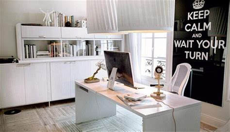 20 Stylish Office Decorating Ideas For Your Home