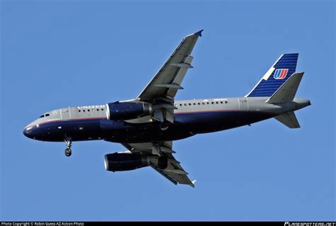 N803ua United Airlines Airbus A319 131 Photo By Robin Guess Az Action