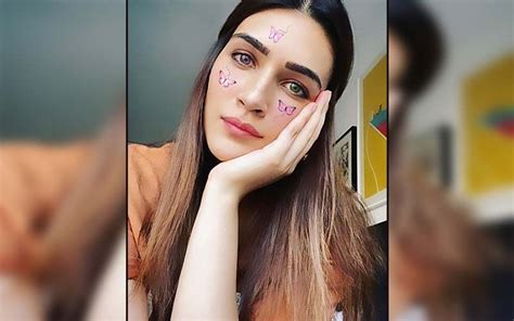 kriti sanon on her transformation for mimi ‘i had to put on 15 kilos in 2 months to play