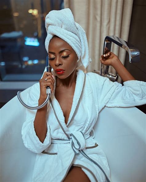 bbnaija s khloe shares sexy bathtub photos celebrities nigeria
