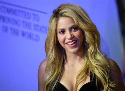 Shakira Turns 40 See Her Through The Years