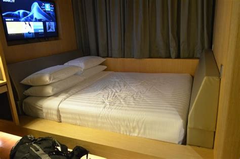 It's new, it's chic and it's affordable? WC - Picture of Wolo Hotel Bukit Bintang, Kuala Lumpur ...