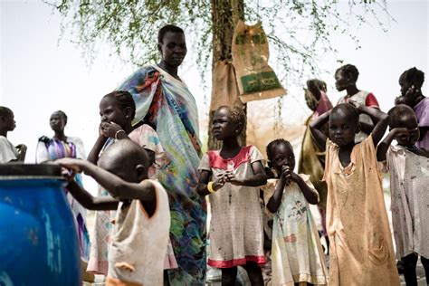South Sudan Living Under A Tree Thousands Need Water Food Shelter