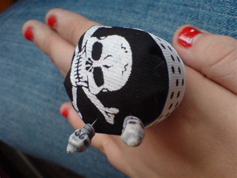 Skull And Crossbone Finger Pincushion · A Ring Pin Cushions · Sewing On