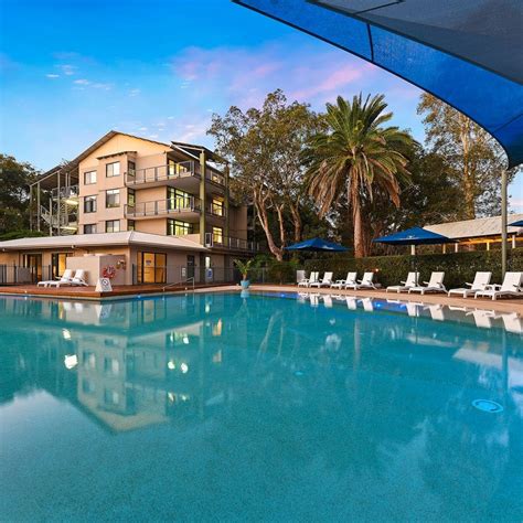 Club Wyndham Flynns Beach Qantas Hotels